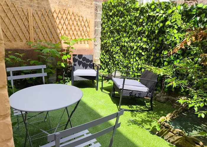 200 M Plage - Rue Pietonne A 300 M - Jardin